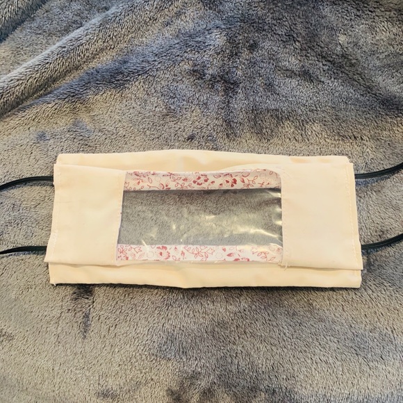 Window face mask - Picture 2 of 3